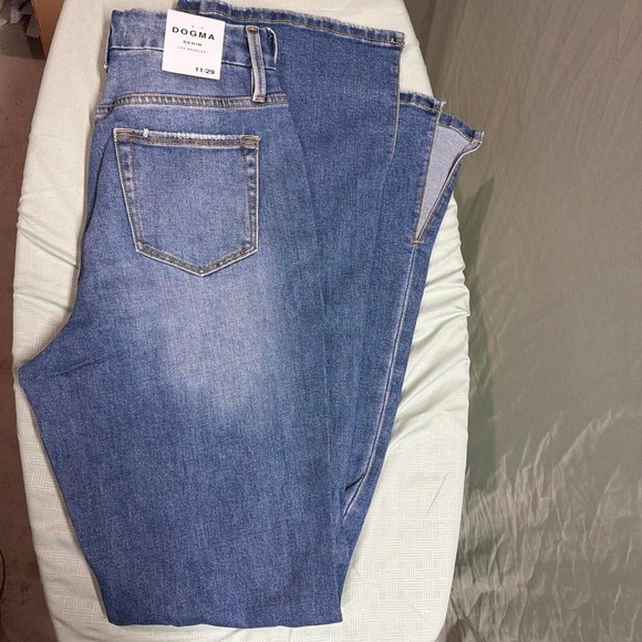 Jeans - Picture 3 of 4